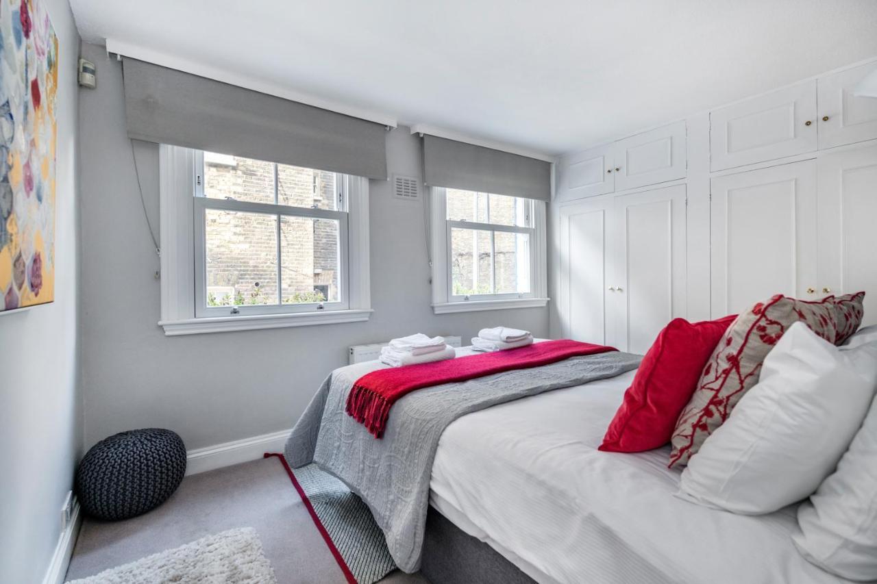 Victoria Mews House - By Sojourn Apartment London Bagian luar foto