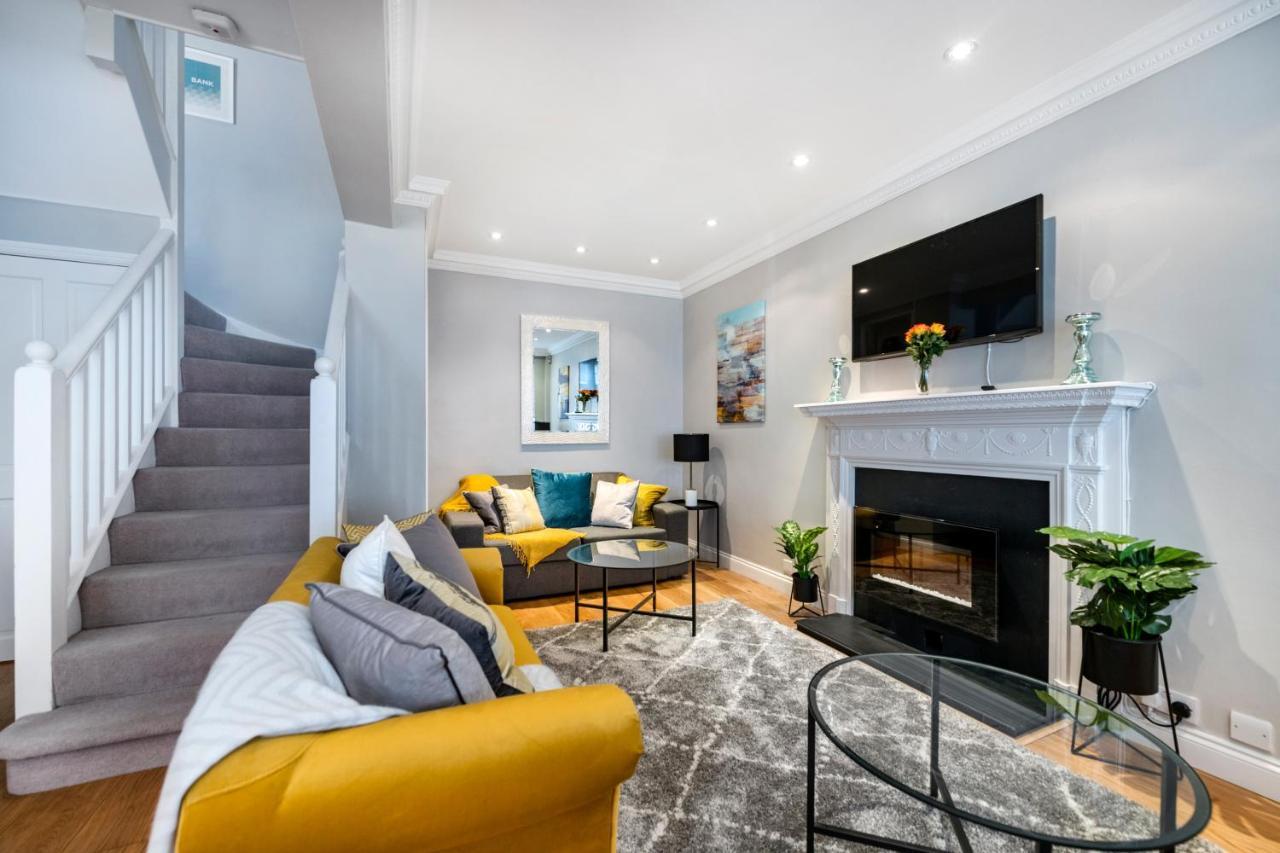 Victoria Mews House - By Sojourn Apartment London Bagian luar foto